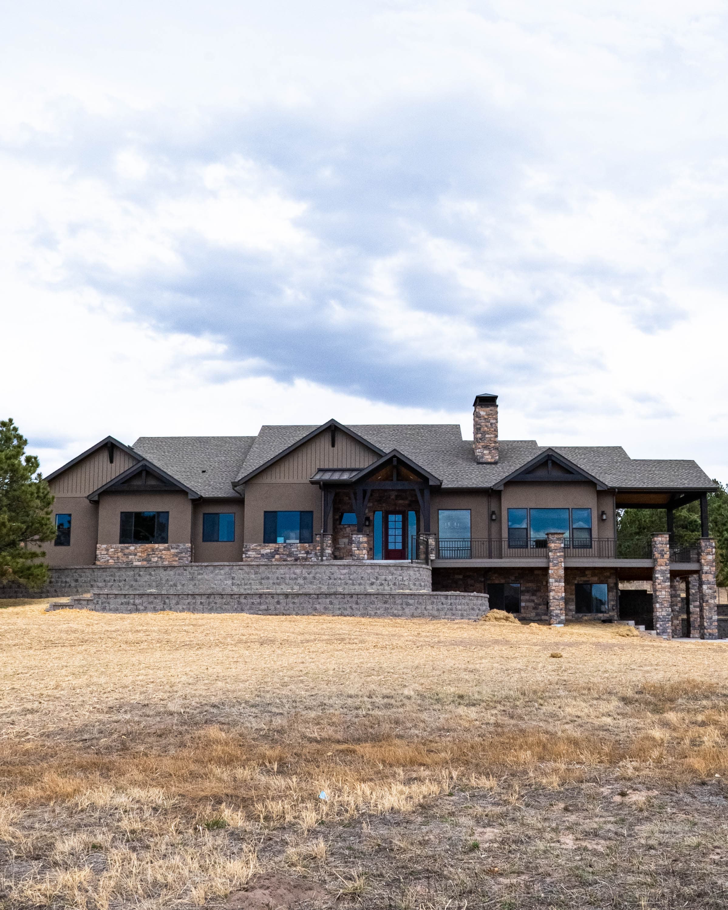 The Saddleback, exterior photo 9