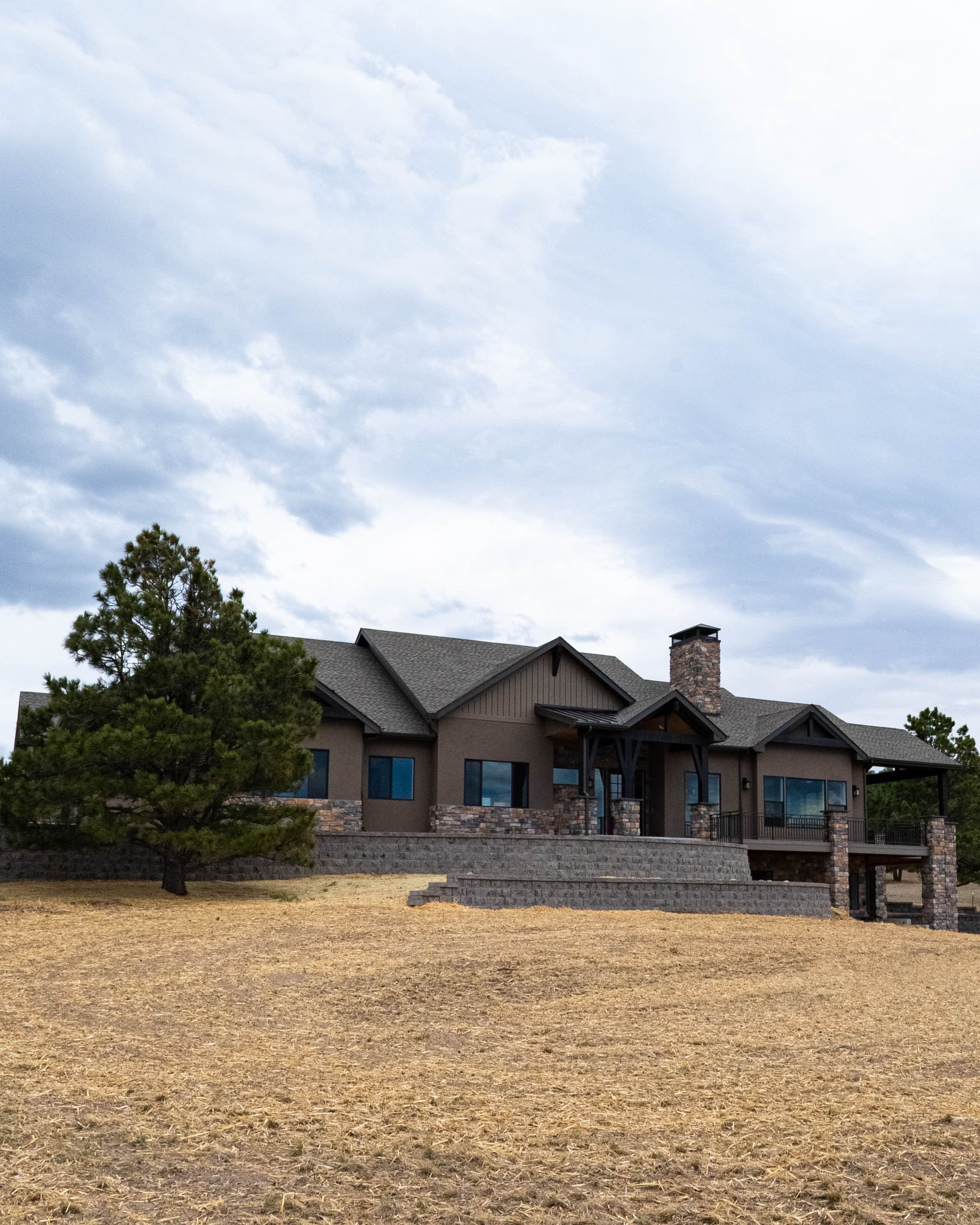 The Saddleback, exterior photo 11