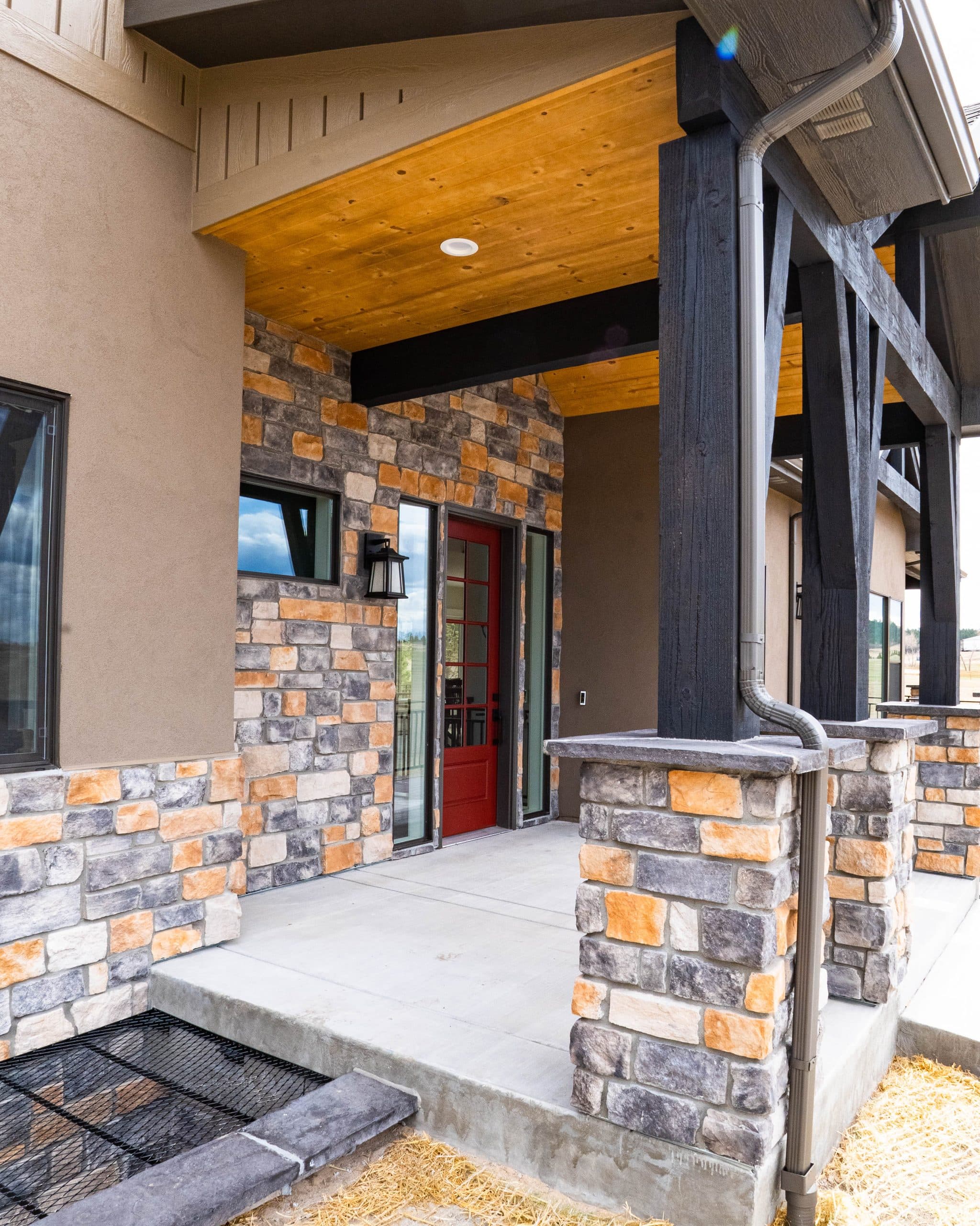 The Saddleback, exterior photo 14